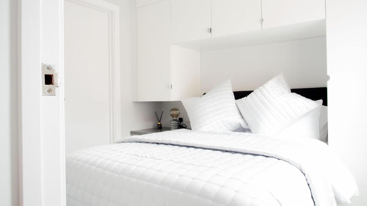 Modern Apartment With Free Parking And Wifi Stratford-upon-Avon Dış mekan fotoğraf