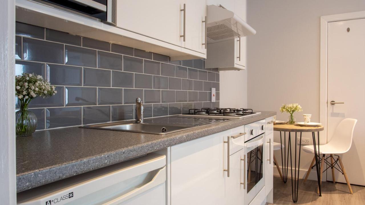 Modern Apartment With Free Parking And Wifi Stratford-upon-Avon Dış mekan fotoğraf